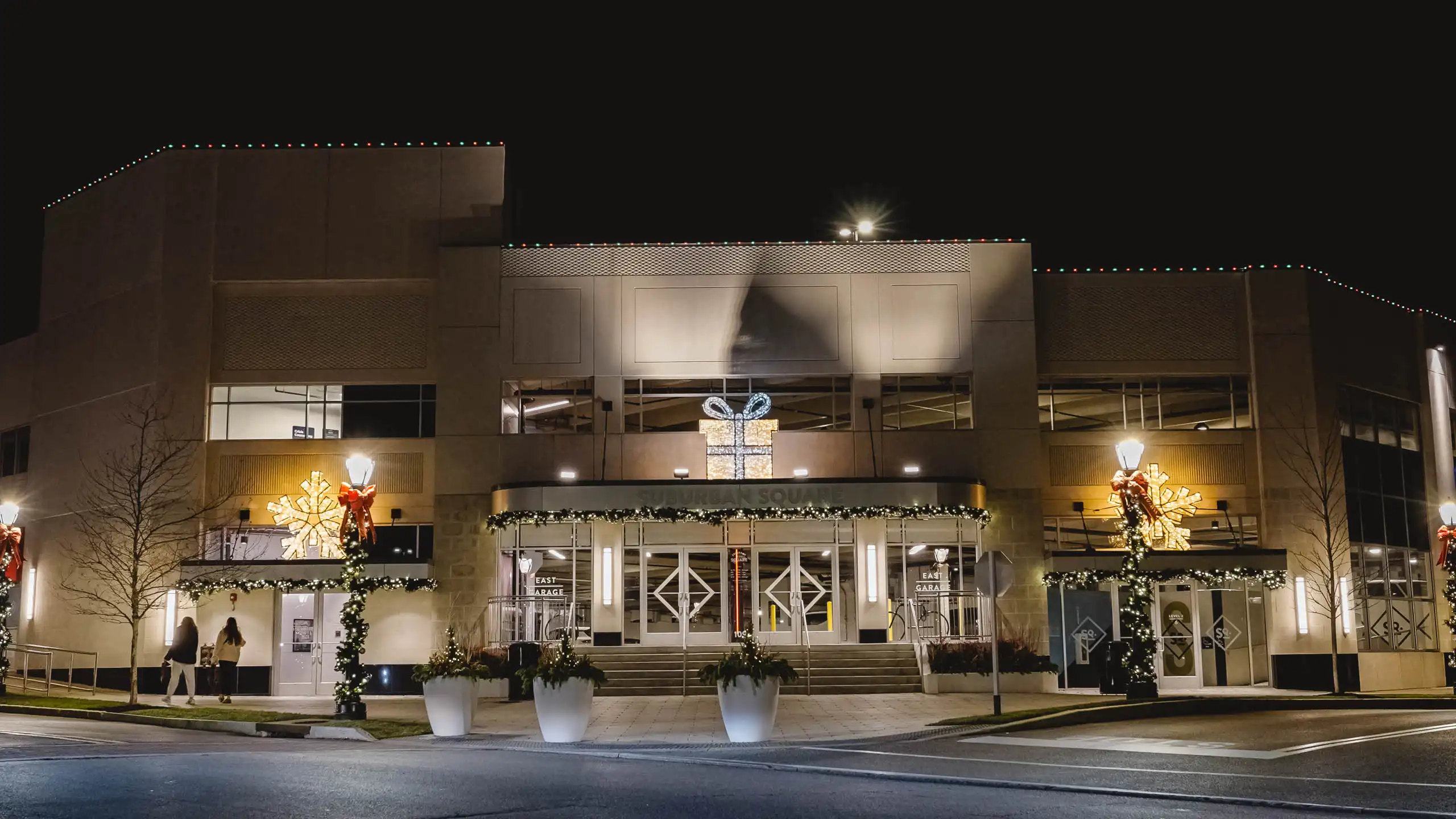 2022_Suburban-Sq.-7(1)